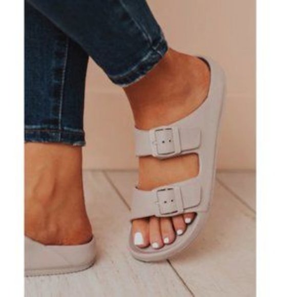 !!NEW!! Lightweight Double Buckle Sandals – Taupe Grey - Picture 7 of 9